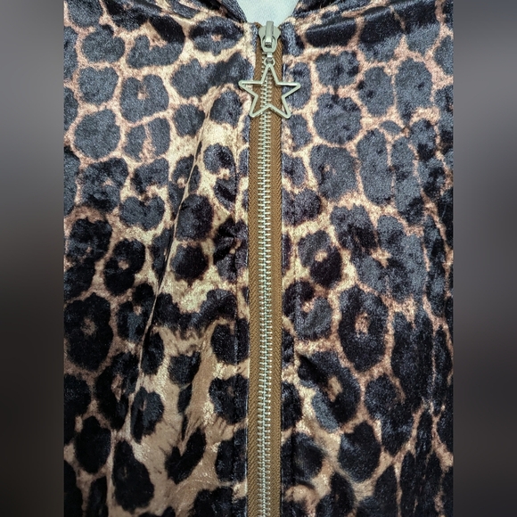 Women's Velvet Studded Leopard Print Hoodie/Sweater/Jacket - Picture 2 of 9